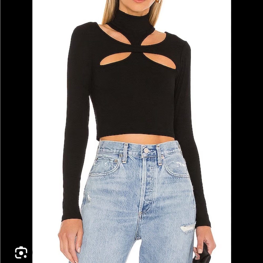 H:ours Alyson Cutout Top in Black